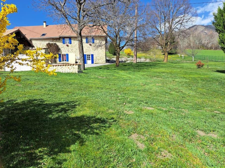 Appartement Beau Soleil La Bâtie-Neuve Exterior foto