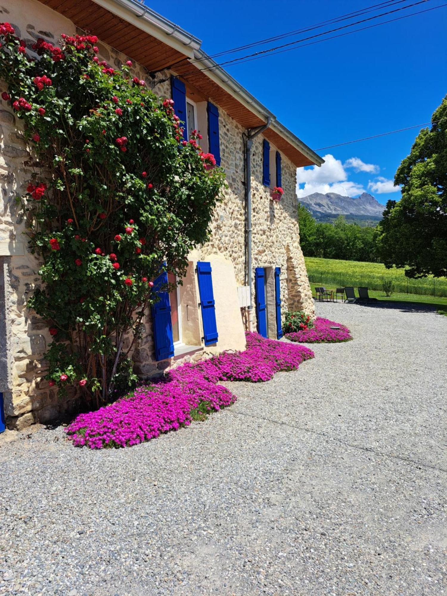 Appartement Beau Soleil La Bâtie-Neuve Exterior foto